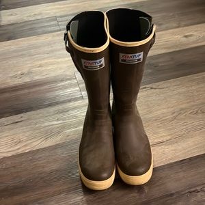 XTRATUFF Men's 15” Wide Calf Legacy Rubber Boot